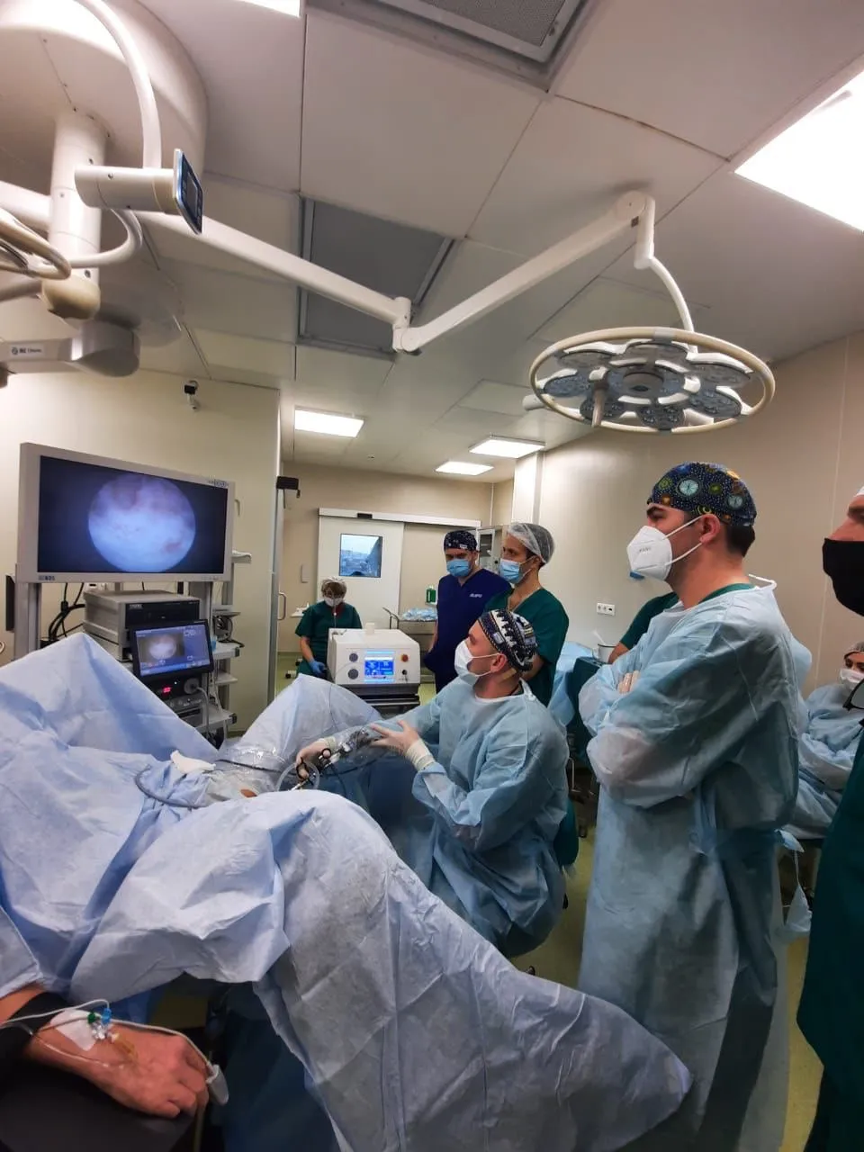 Современная клиника